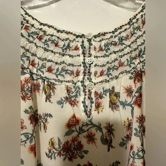 Max Studio cream floral blouse size L - Picture 4 of 8